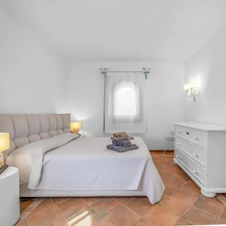 -luxury- Torretta Con Piscina E A 300 Mt Apartment Liscia di Vacca